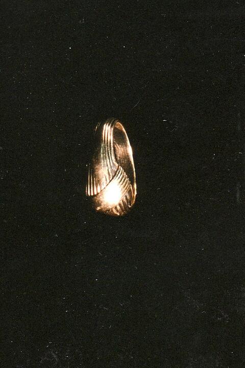 The ring given to Sonia when she was 17